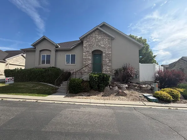 1538 W Wyngate Park Dr, South Jordan, UT 84095