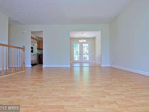 5th image of 10821 Peach Tree Dr