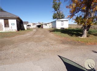 410 4th Ave E, Roundup, MT 59072