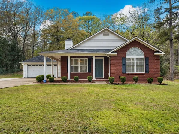 2644 Lee Road 239, Smiths Station, AL 36877