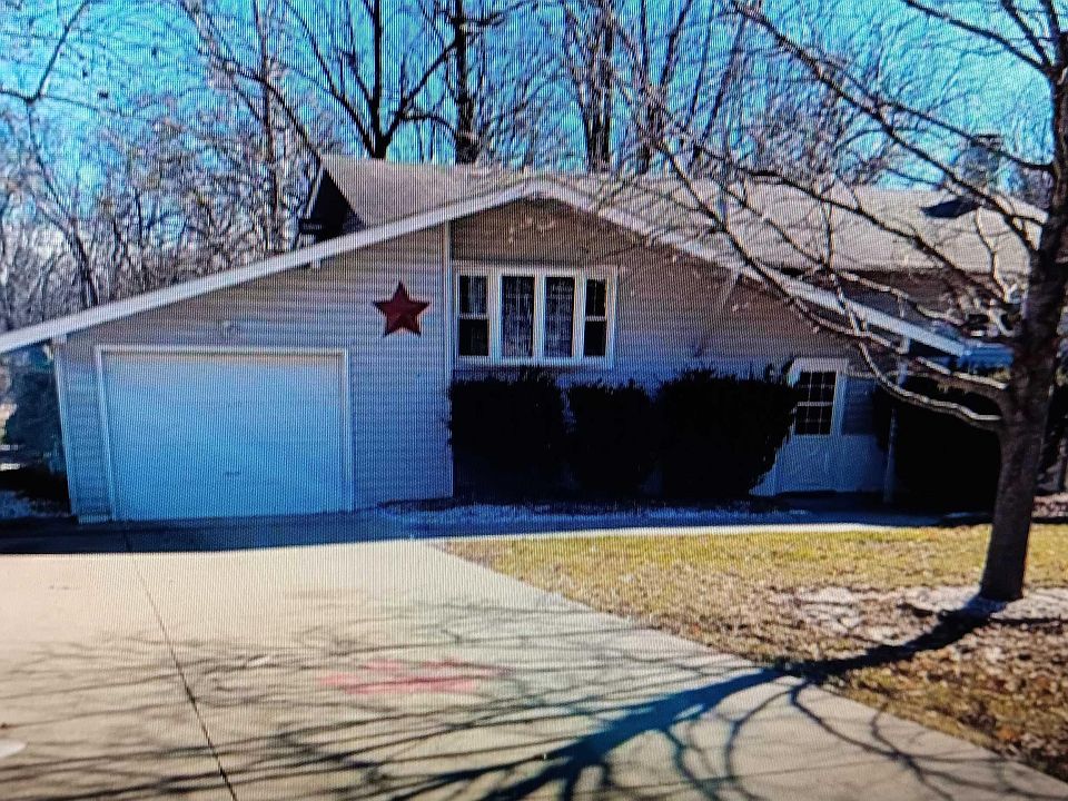 1st image of 622 E Alta Vista Ave