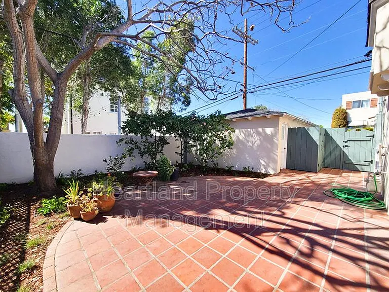 3773 Wellborn St — Photo 14