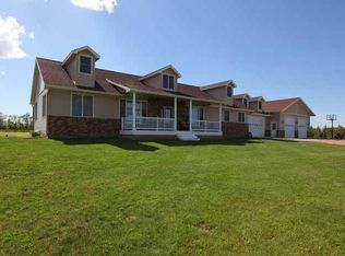 216162 County Road Y, Hatley, WI 54440