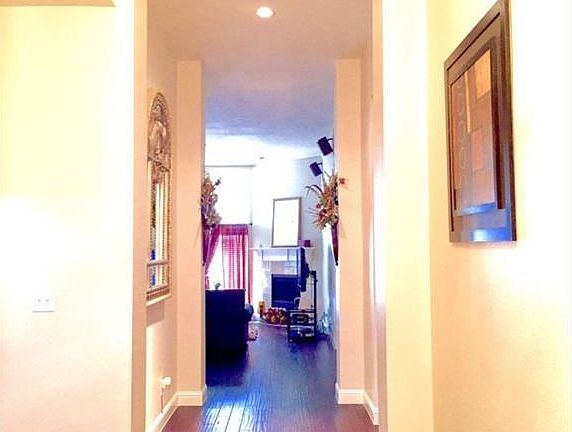 3rd image of 409 Fairweather St