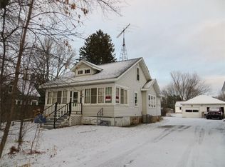 812 School St, Withee, WI 54498