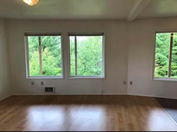 75 Clover View Ct #Lwr, Ketchikan, AK 99901