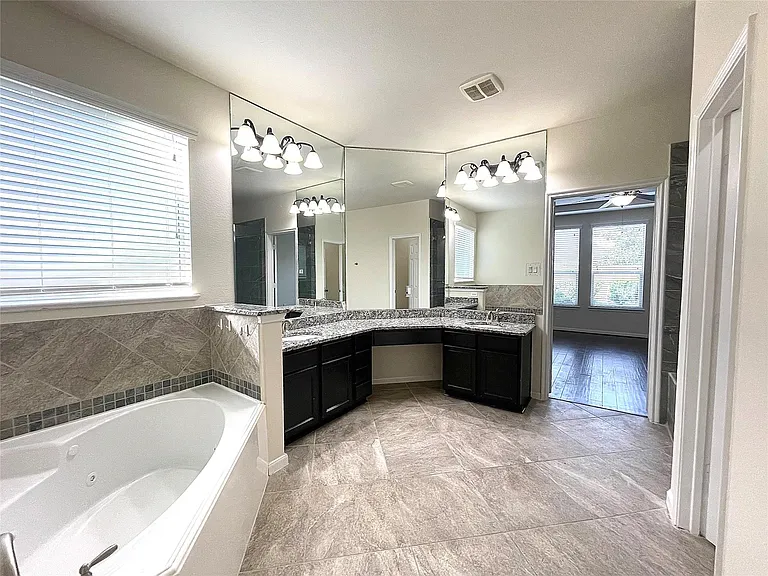 5366 Blue Mountain Ln — Photo 17