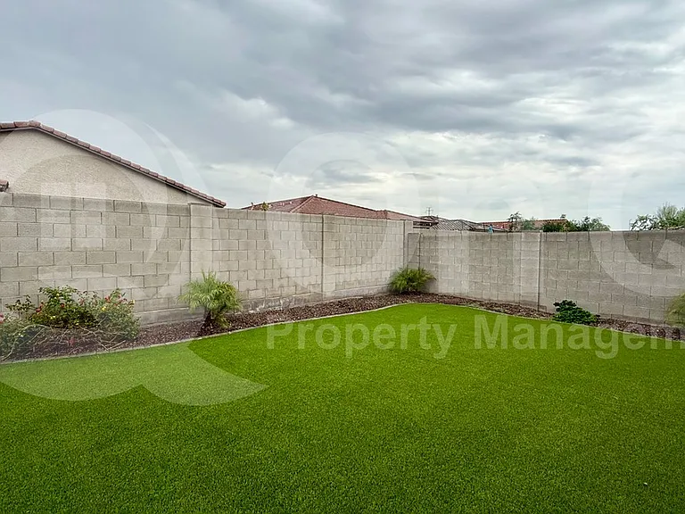 3403 W Pollack St — Photo 24