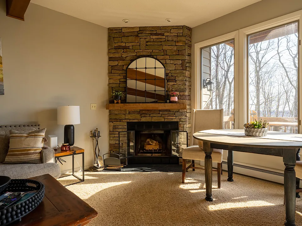 15 Winding Way