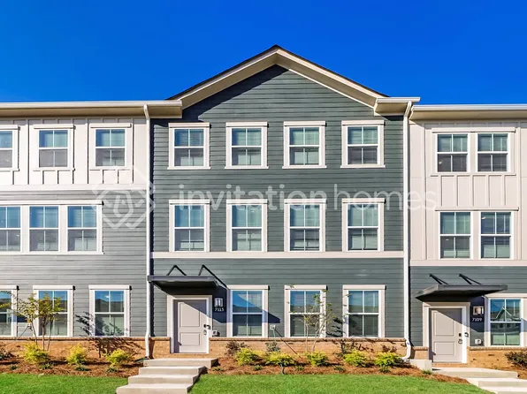 7113 Durinck Dr, Charlotte, NC 28269