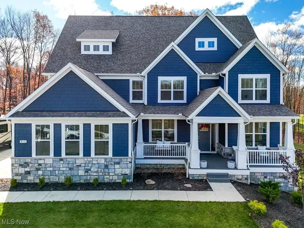 815 Joseph Dr, Aurora, OH 44202