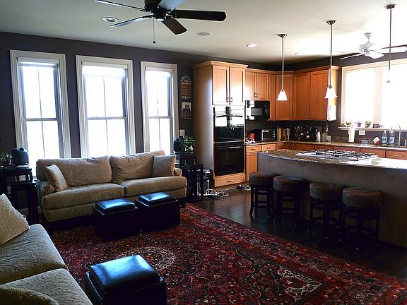 2nd image of 2617 S Kenmore Ct