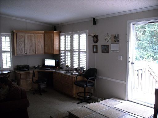 3rd image of 3223 Sandy Ln #A