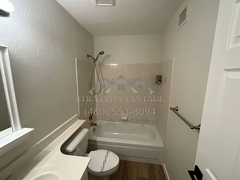 16828 S 13th Way — Photo 12