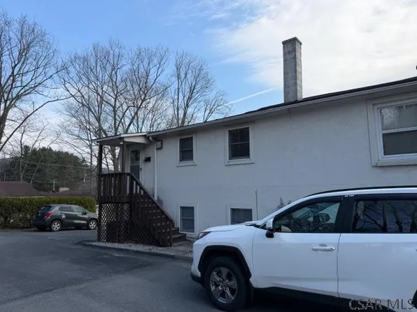 611 Cherry St, Windber, PA 15963
