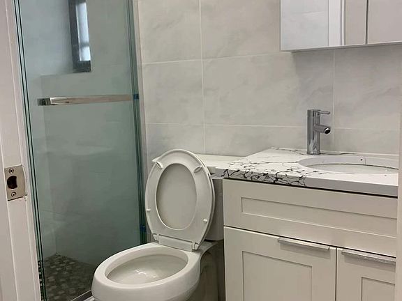 5th image of 7329 Grand Ave #2L