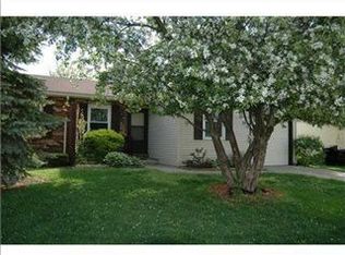 1929 Somersworth Dr, South Bend, IN 46614