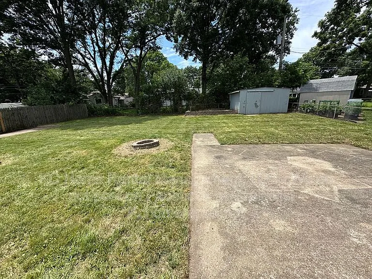 7314 Marty St — Photo 32