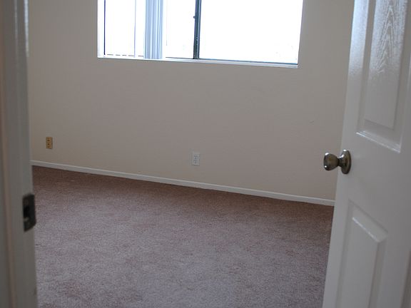 5th image of 2410 W Temple St APT 205