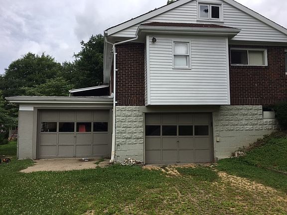 2 Car Garage 