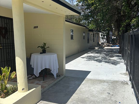 5th image of 759 NW 69th St #C