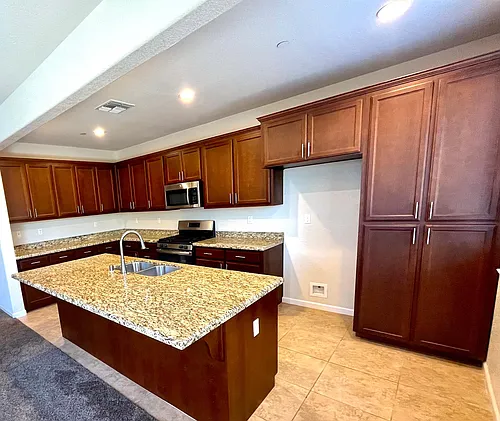 3913 Purple Finch Ln Photo 1