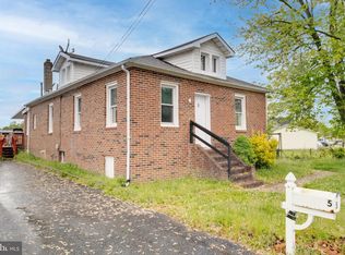5 Homeland Ave, Middle River, MD 21220