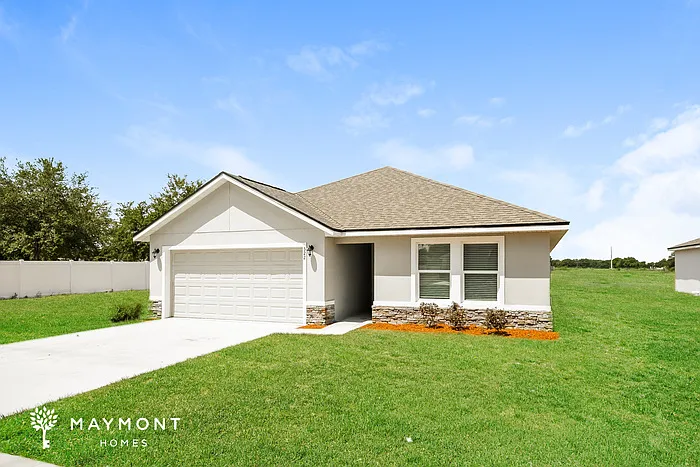 3 bed, 2.0 bath, 1566 sqft, $2,095 — Photo 3