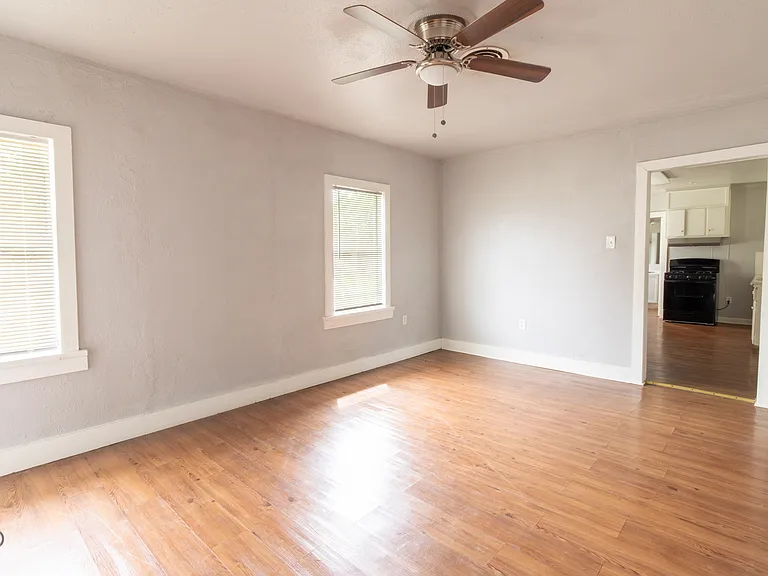 4709 Coronado Ave — Photo 30