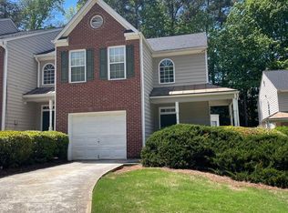 348 Parkview Manor Dr, Tucker, GA 30084