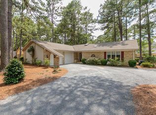 160 Westchester Cir, Pinehurst, NC 28374
