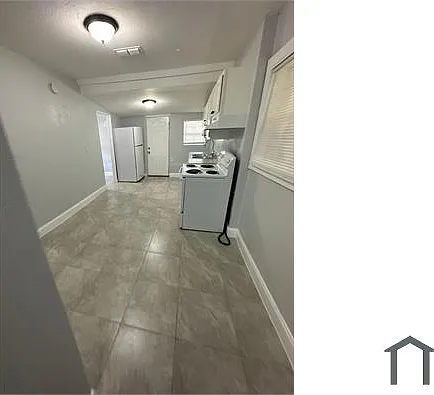 1436 W 25th St — Photo 5