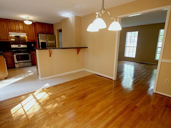 3rd image of 2953 Carrie Farm Rd NW