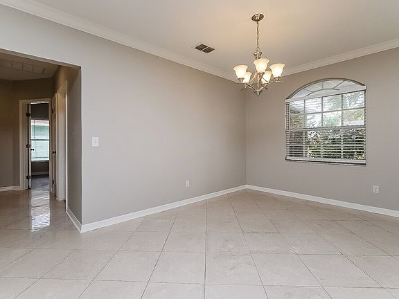 5th image of 1528 Creekbend Dr