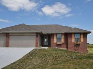 5656 S Vicksburg Battle Ct, Battlefield, MO 65619