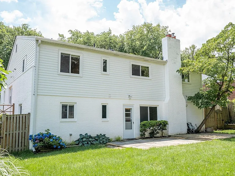 E Parkhill Dr — Photo 31