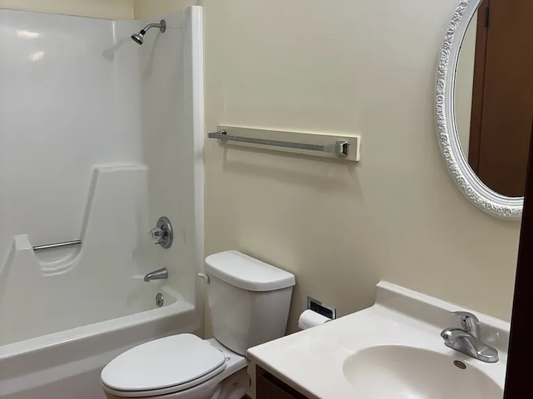 1911 Canterbury Dr #D — Photo 20
