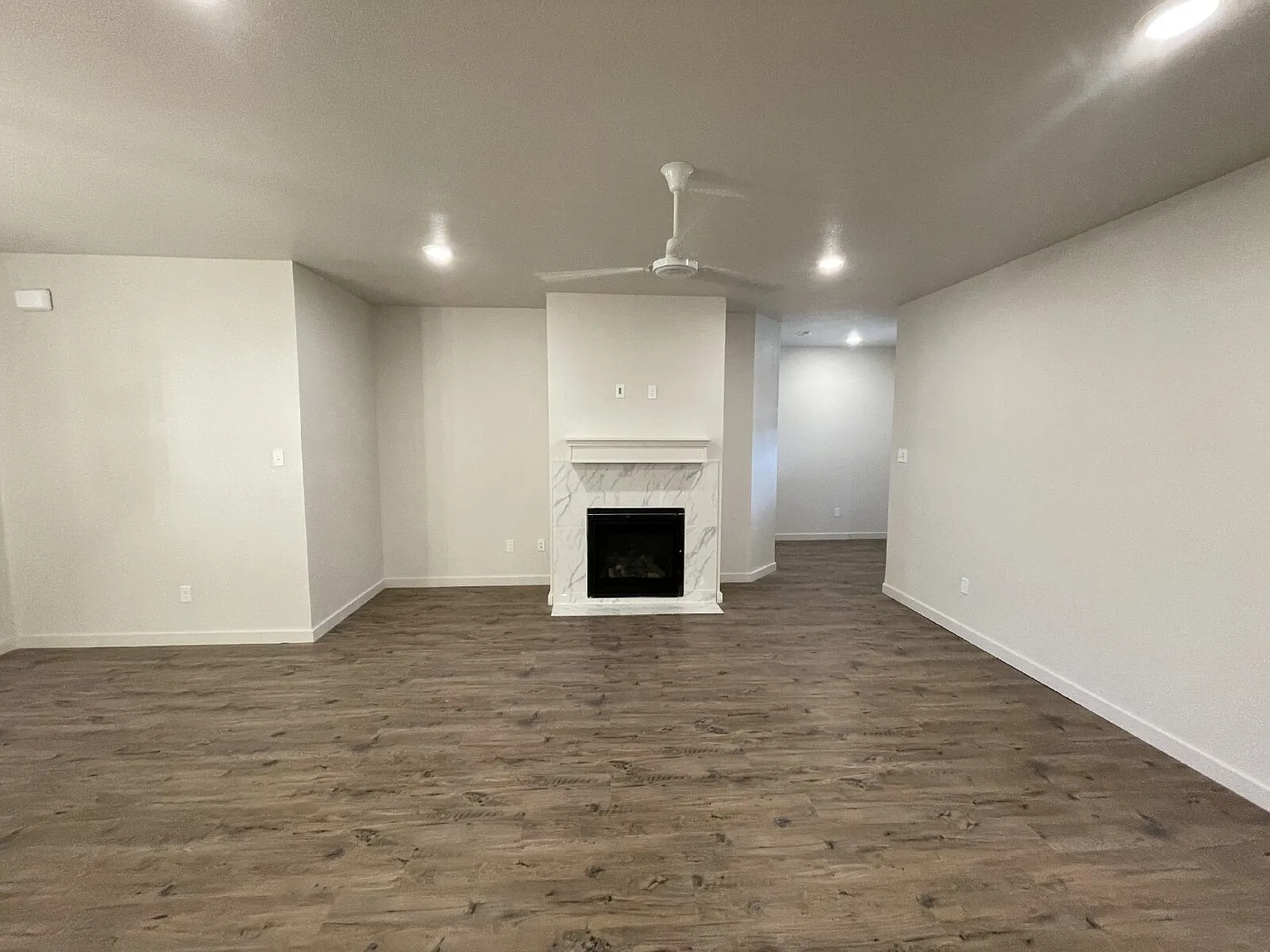 3 bed, 2.0 bath, 1492 sqft, $1,750 — Photo 2