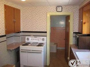 2 Elm St, Montreal, WI 54550