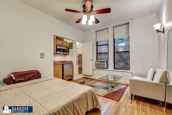 Rented by Barkoff Residential  | media 22