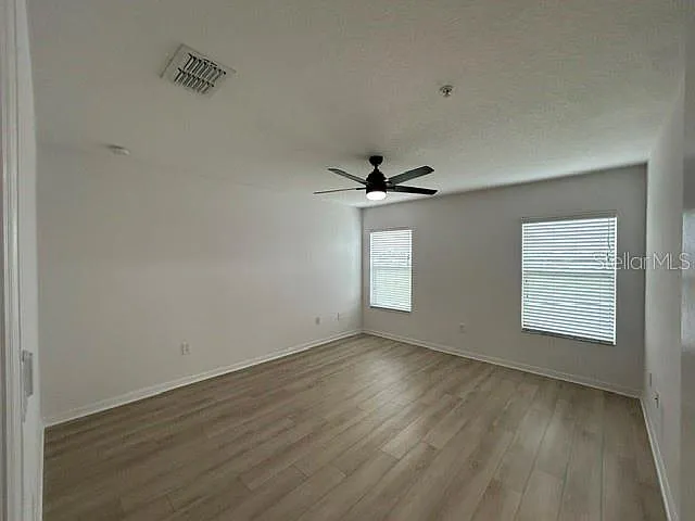 1221 Priory Cir — Photo 12