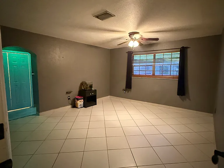4512 Kilmer Ct — Photo 9