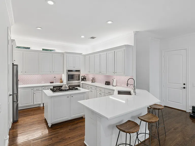 7323 Coronado Ave #1 — Photo 4