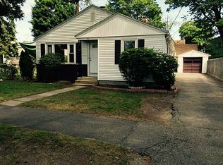 61 Sinclair Ave, Providence, RI 02905