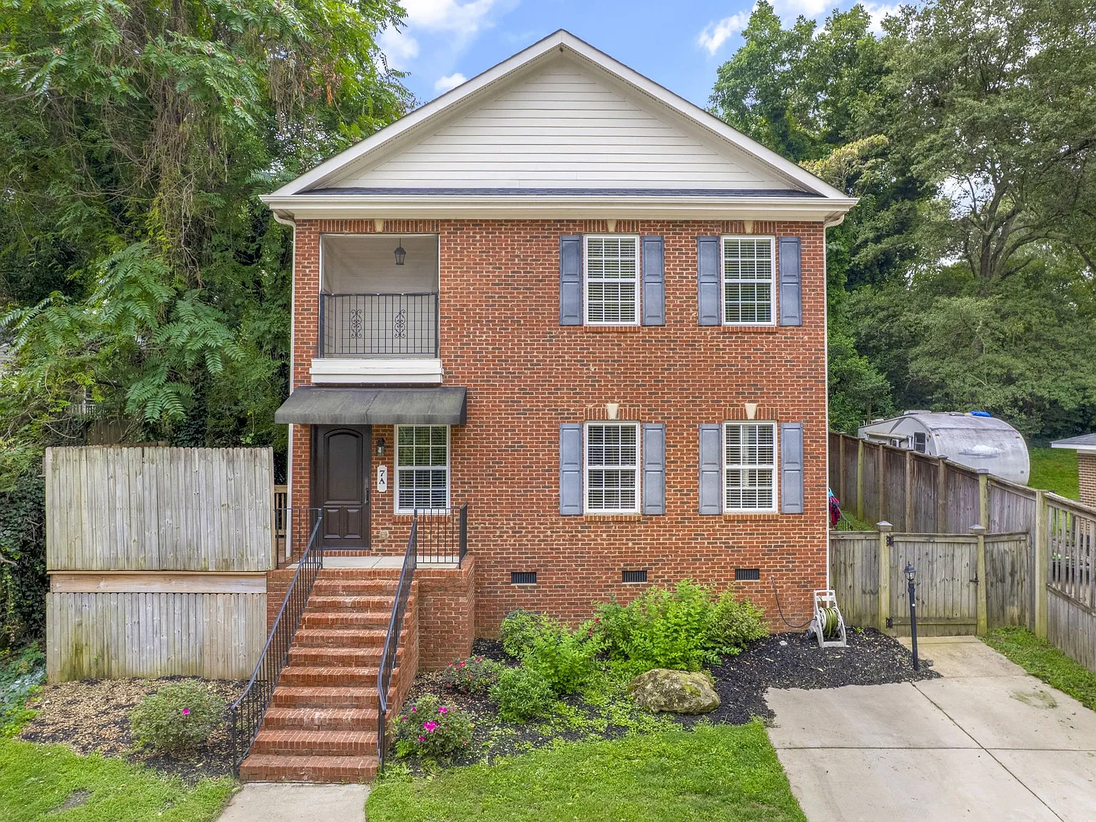 7 Croft St — Photo 1
