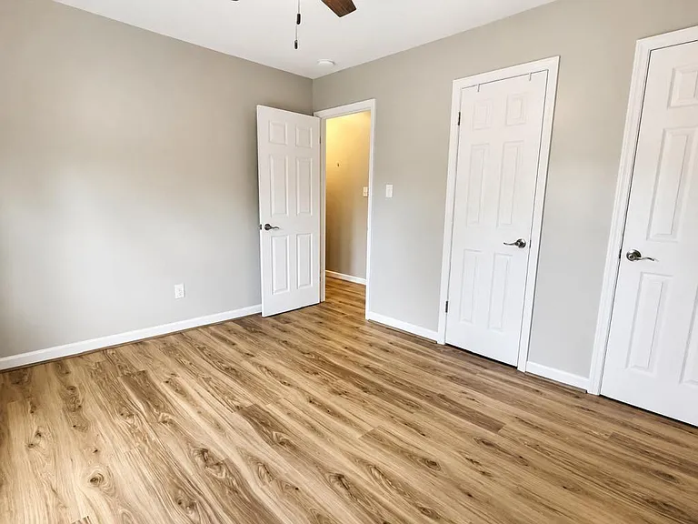 247 Brookside Ct — Photo 17