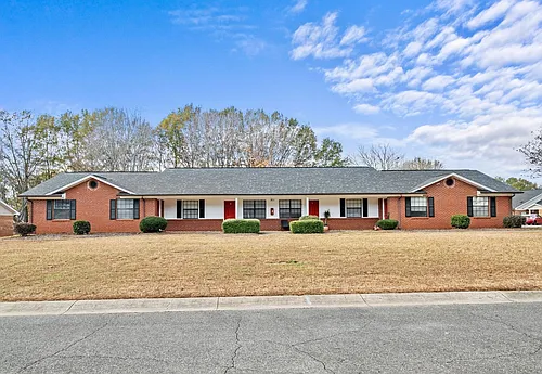Floor plan 920-920A Foxcroft