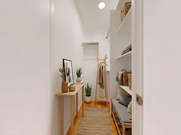 1318 Manhattan Ave — Photo 11