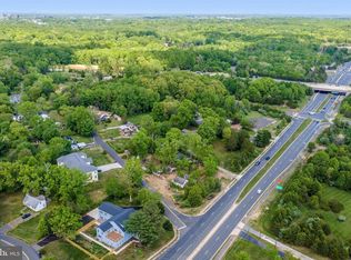 12224 Braddock Rd, Fairfax, VA 22030