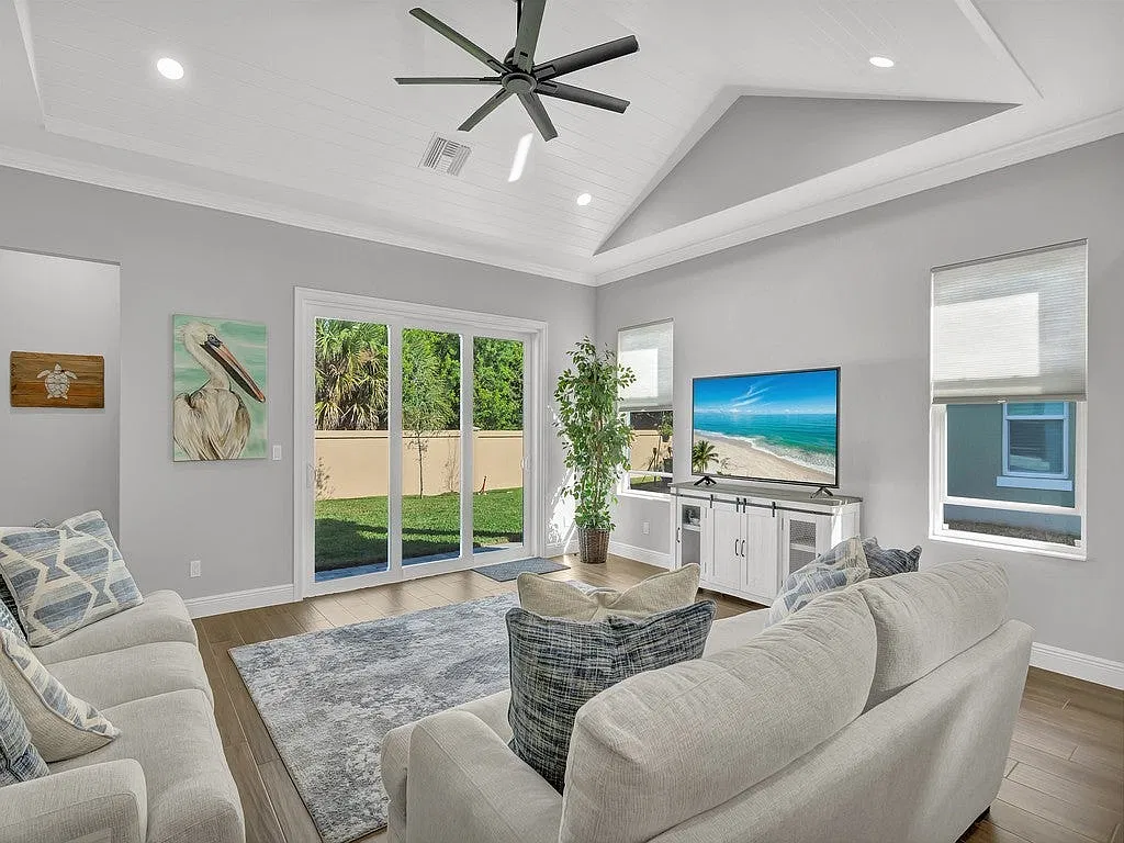 2 bed, 2.5 bath, 1842 sqft, $3,800 — Photo 2